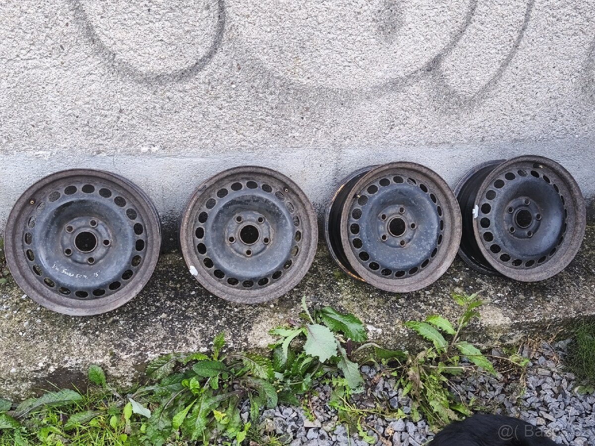 Plechová kola Vw r15