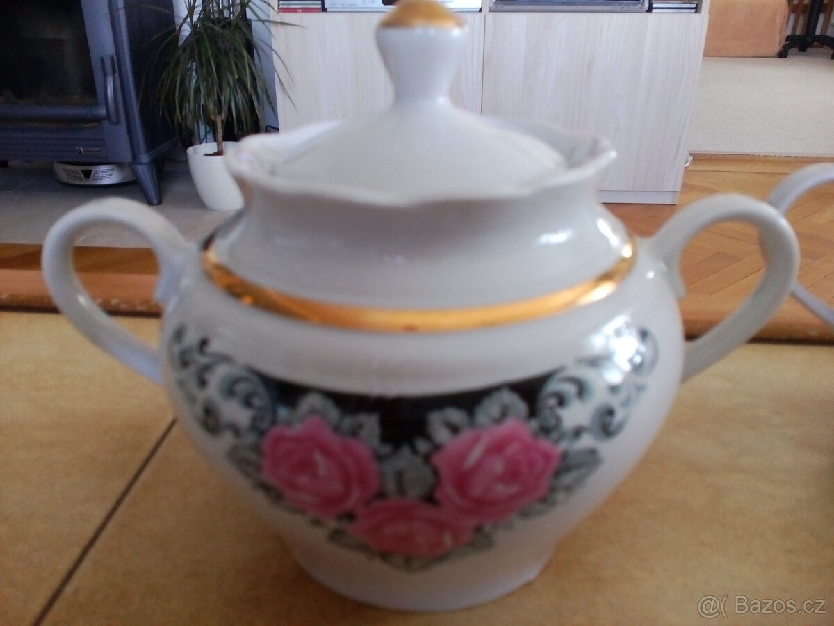 Čajový servis porcelánový velký