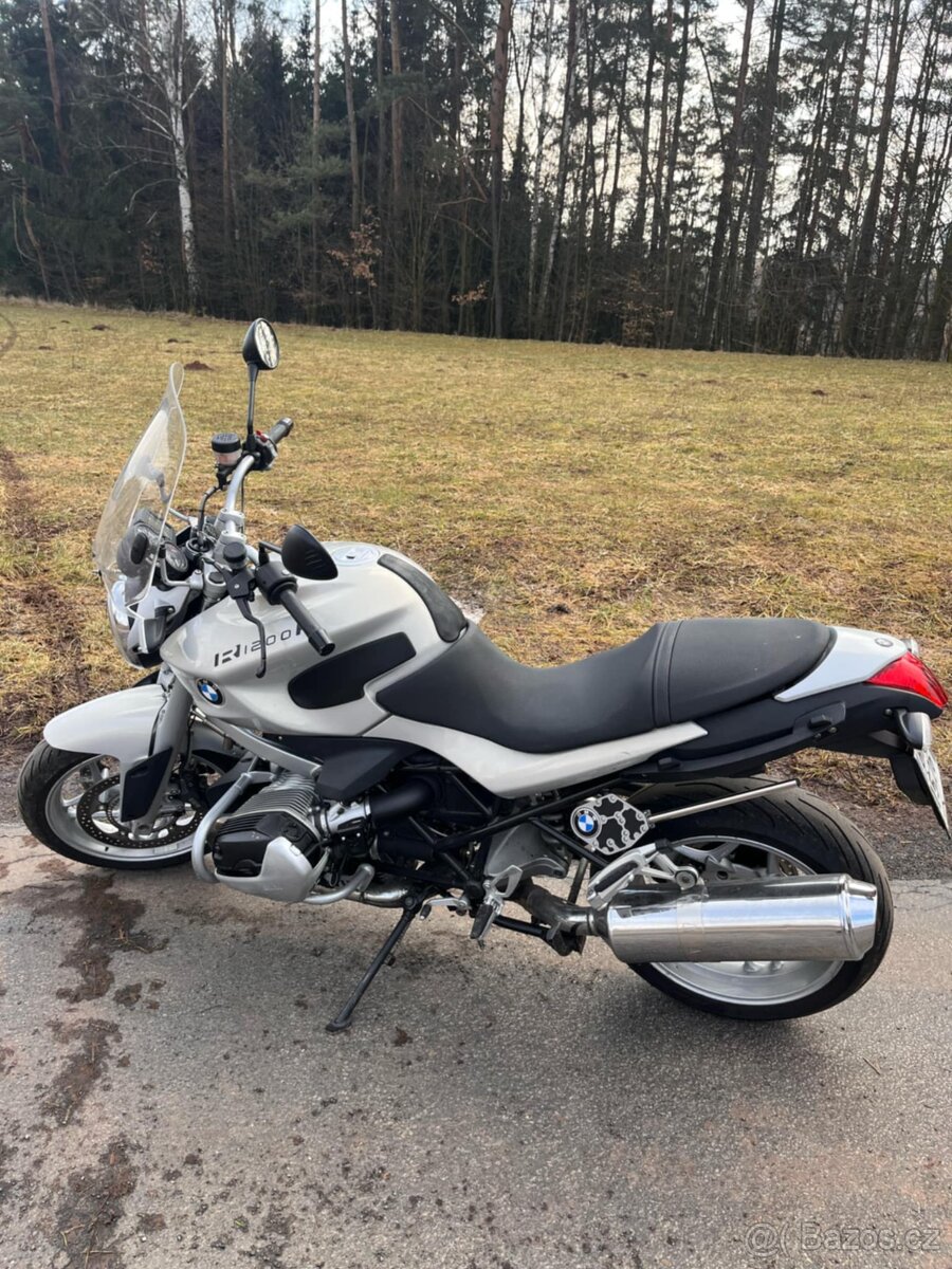 BMW R1200R