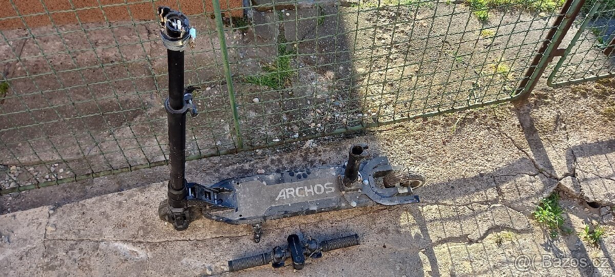 Elektro koloběžka Archos Bolt Jr