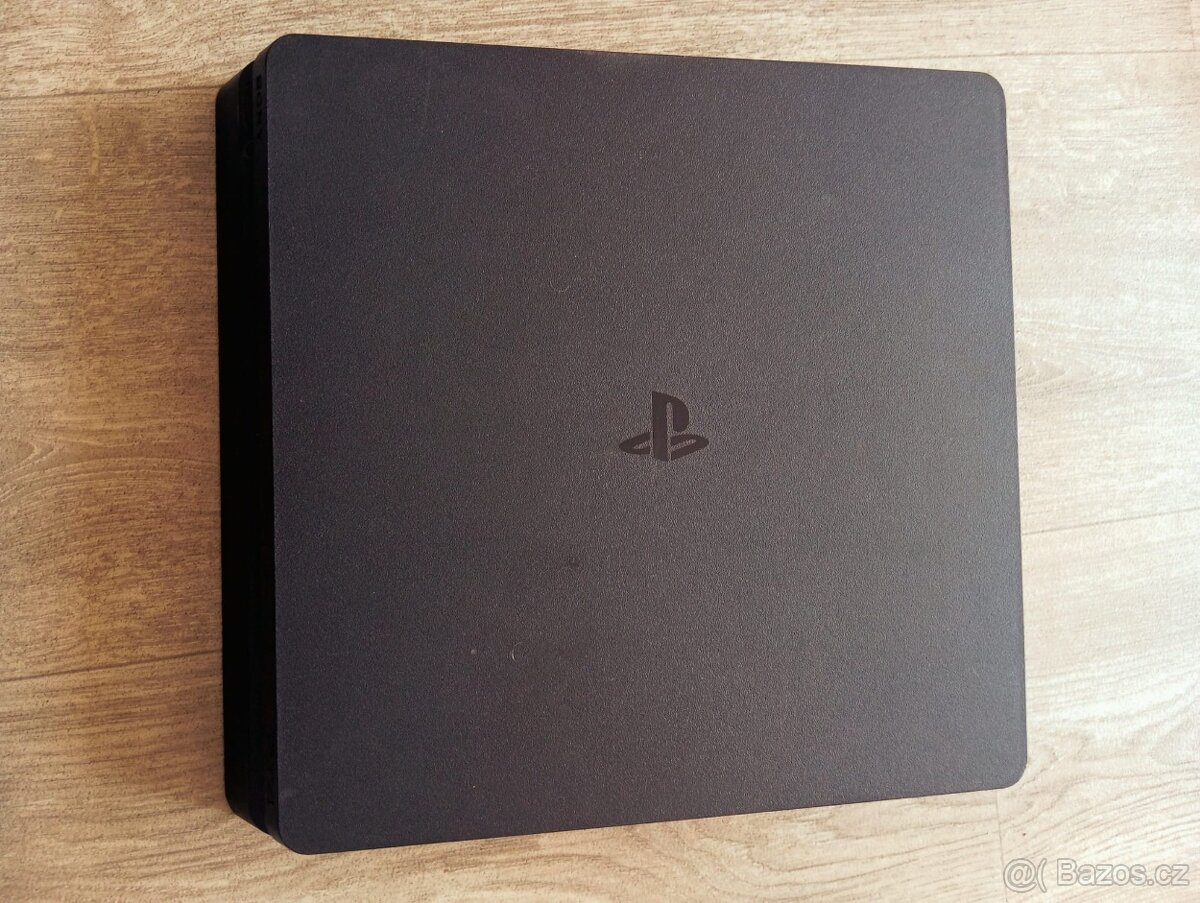 Konzole PS4