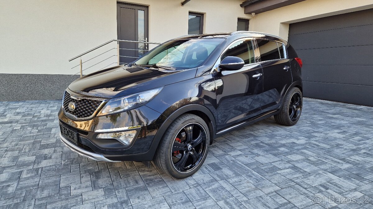 KIA SPORTAGE 1.6 GDi 99 KW.NAVI.KAMERA.TEMPOMAT.TAZNÉ.8x ALU