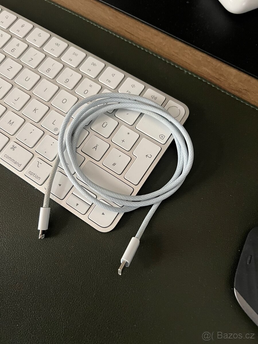 Apple USB-C / Lightning - modrá