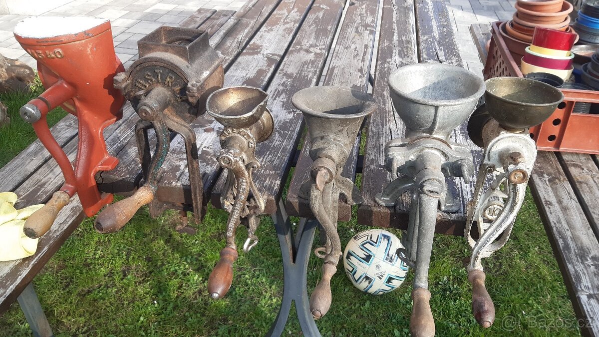 Mlýnky - mák-strouhanka-odšťavňovač-maso