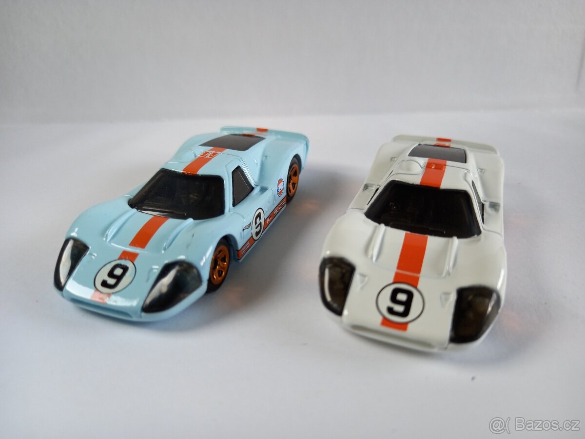 HOT WHEELS - 1967 FORD GT40 Mk.IV -GULF -POZRI DETAILNÉ FOTO