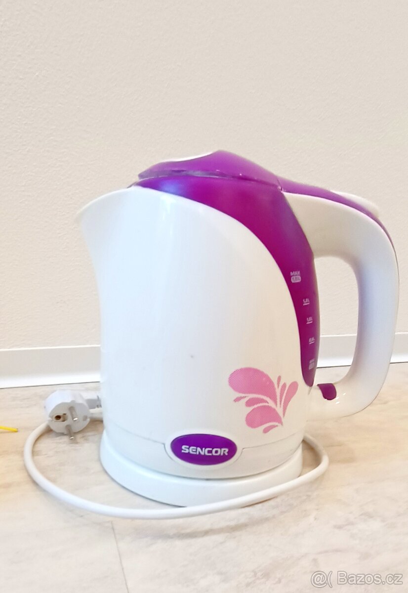 Rychlovarná konvice 1,5 l