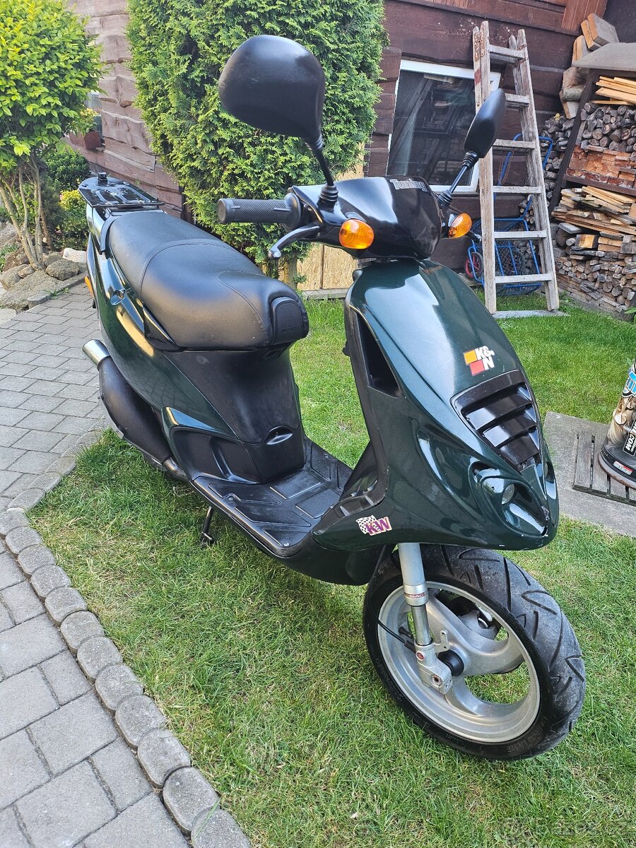 Skůtr 50 Piaggio 2T