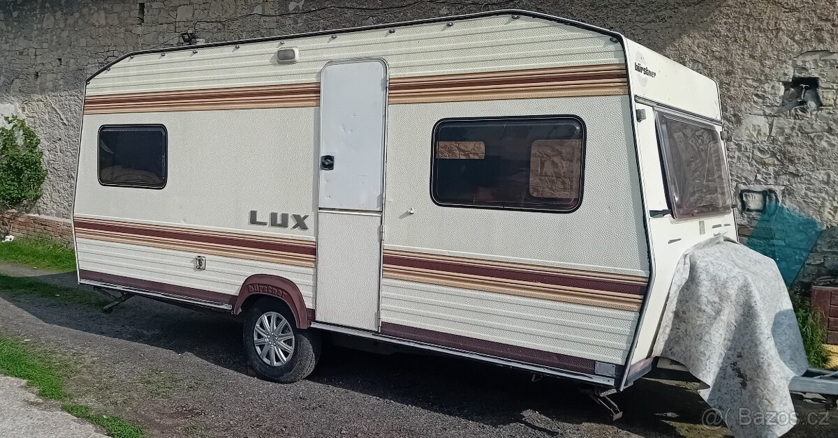 Karavan biirstner lux