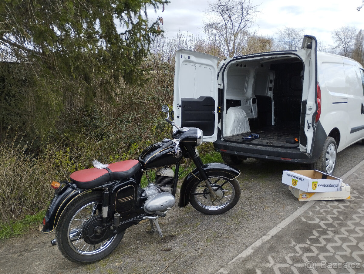 ČZ 175 JAWA