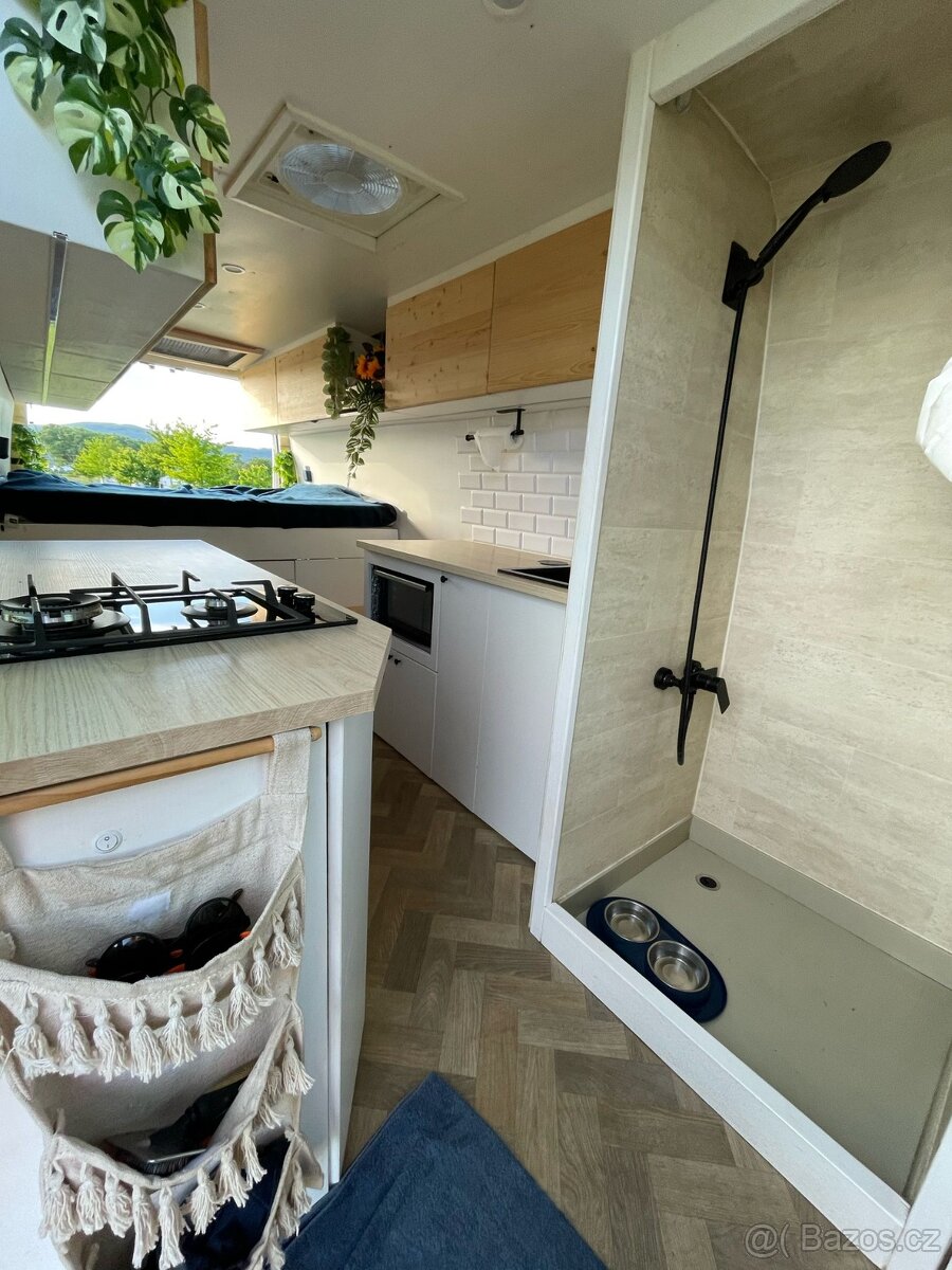 Iveco Daily – Soběstačná obytná dodávka