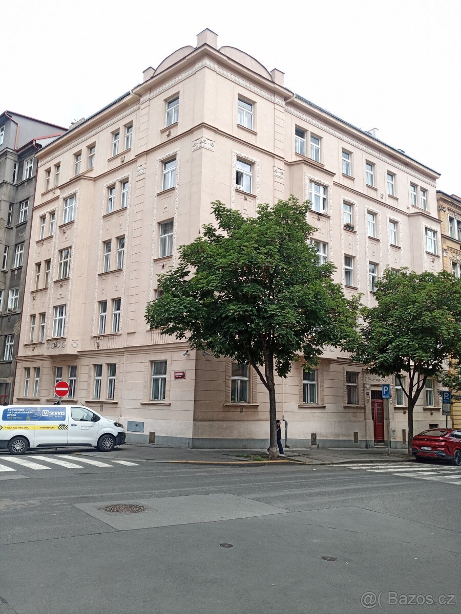 Nejlevnější mini sklad v Praze - na Žižkově