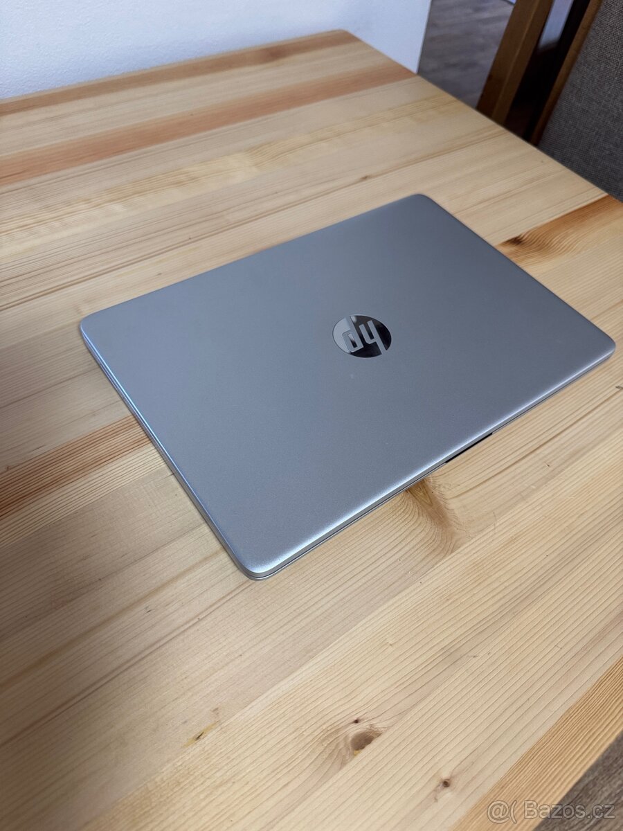 HP laptop 14s