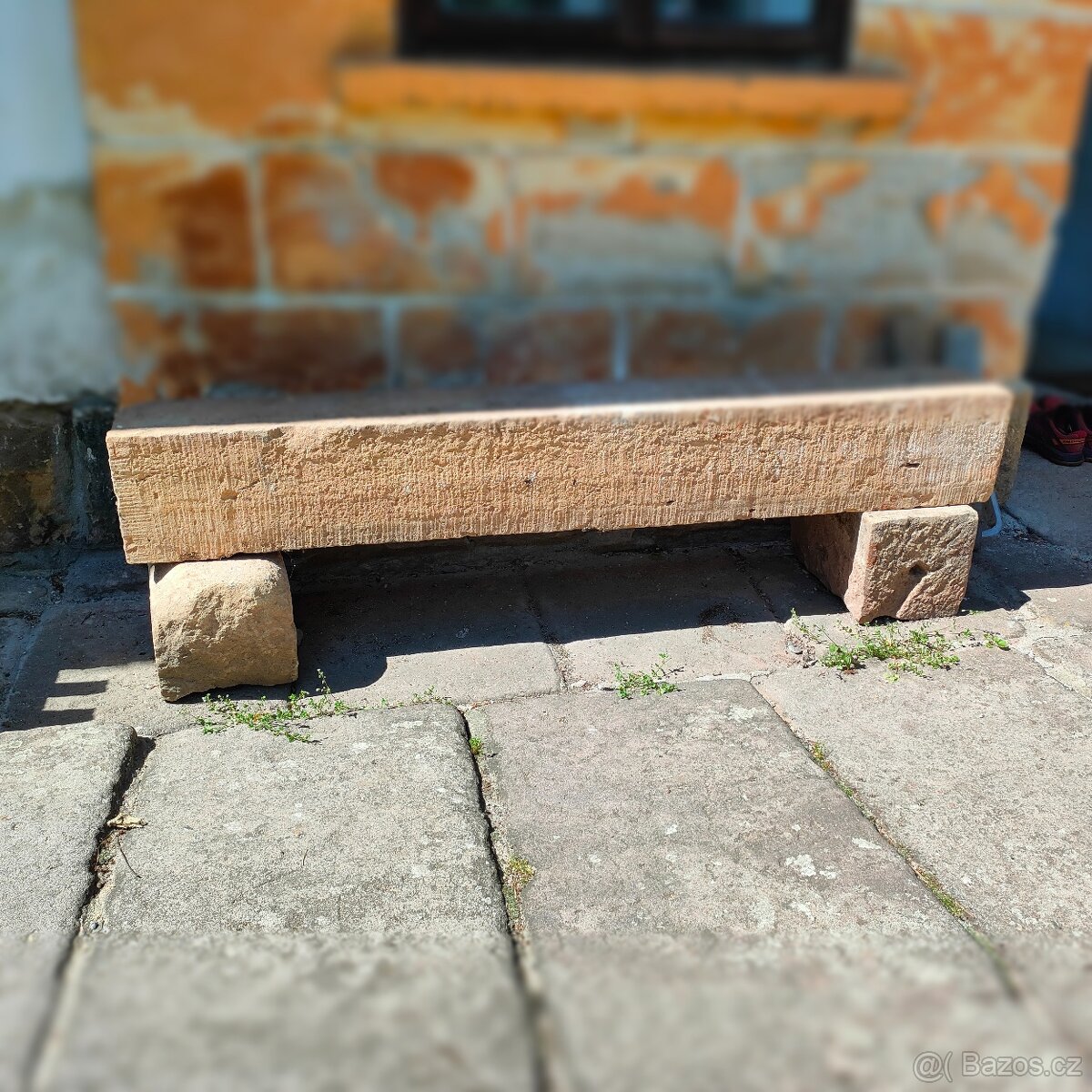 Pískovcové zárubně, futra