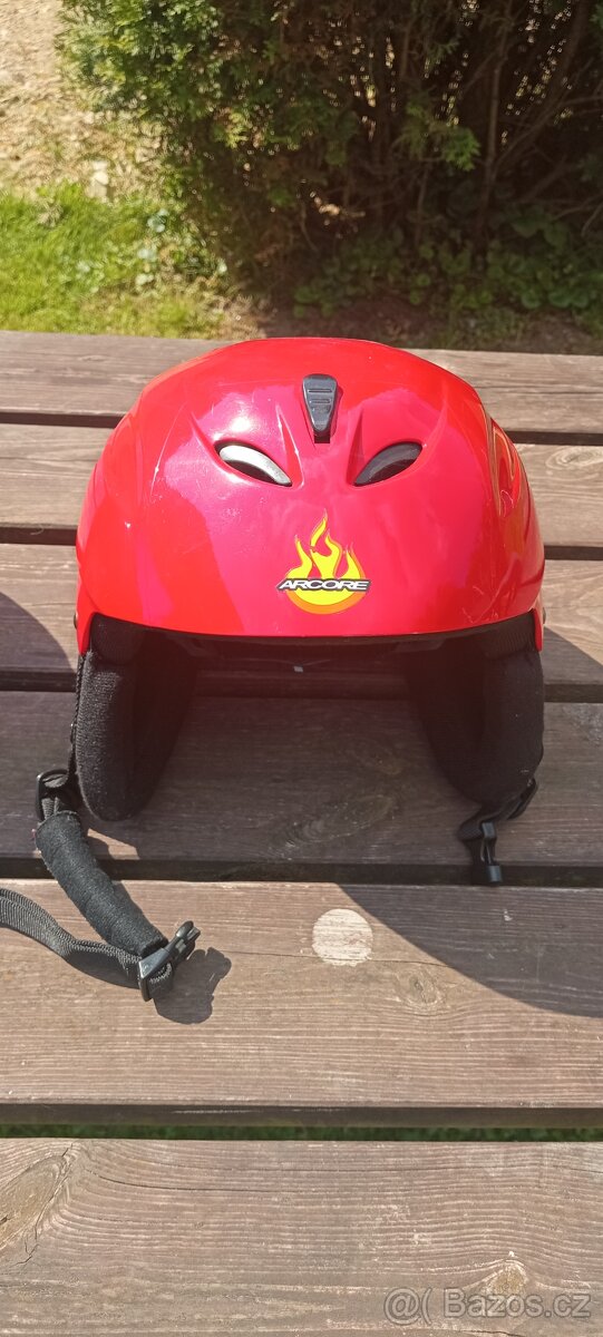 Dětská helma na lyže S/M
