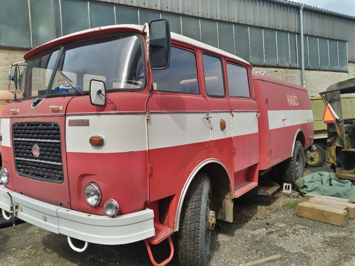 Škoda 706