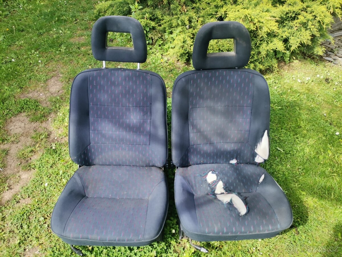 sedadla Škoda Favorit PickUp