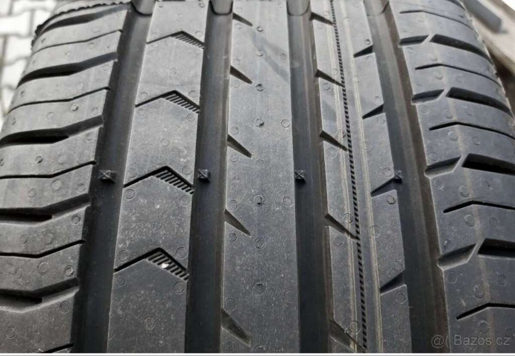 Sada nebo 2ks letních pneu 205/55 R17: