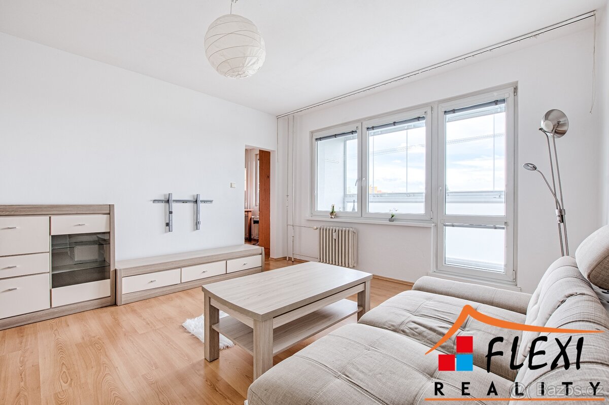 Pronájem částečně zařízeného bytu 3+1 s lodžií, 63 m2, ul. F