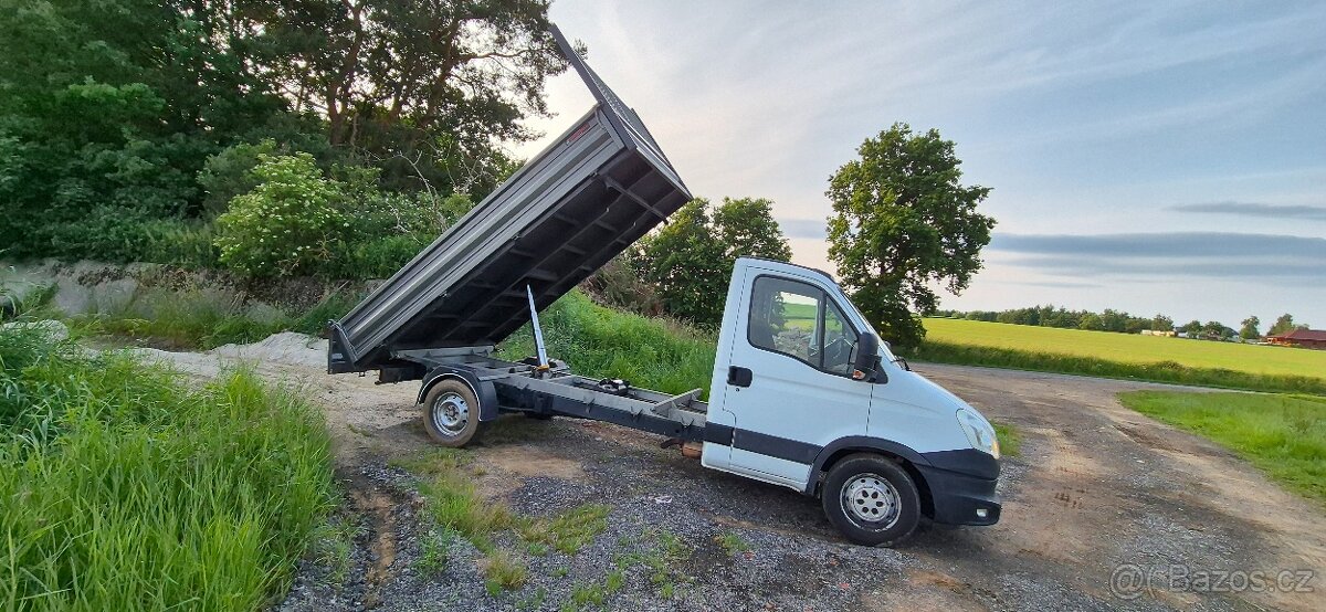 NABÍDKA SLUŽBY – ODVOZ,DOVOZ MATERIÁLU SE SKLÁPĚČKOU DO 3,5T