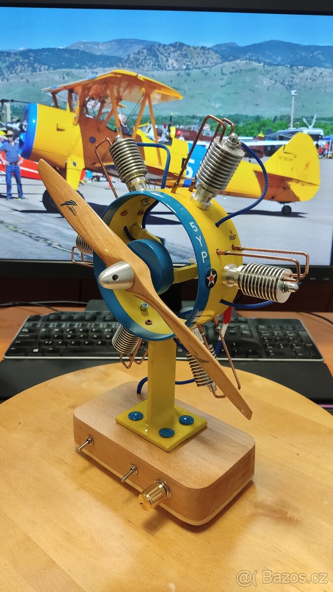 DIY stolní větrák - styl 1942 Boeing B75N1 (Stearman Model 7