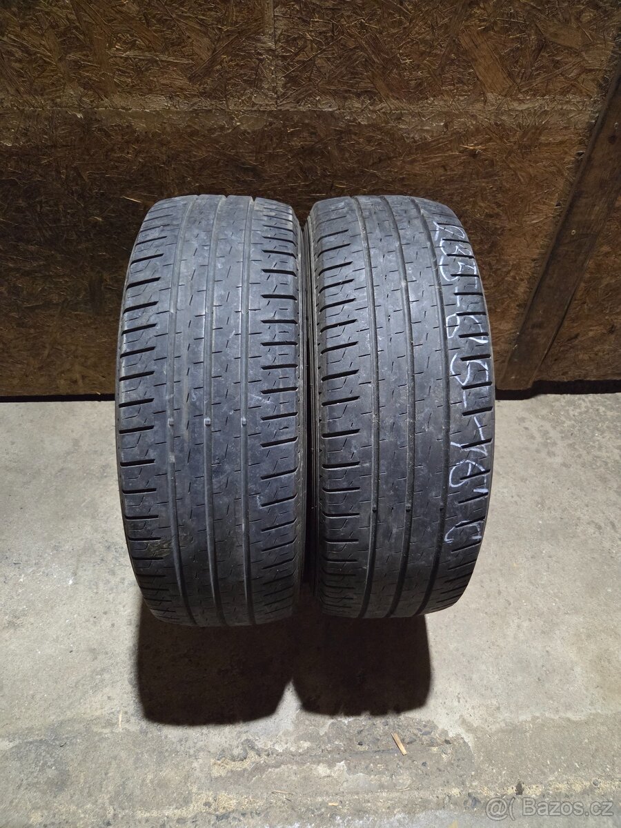 235 65 r 16 C céčka na dodávku R 16 235 65 Pirelli