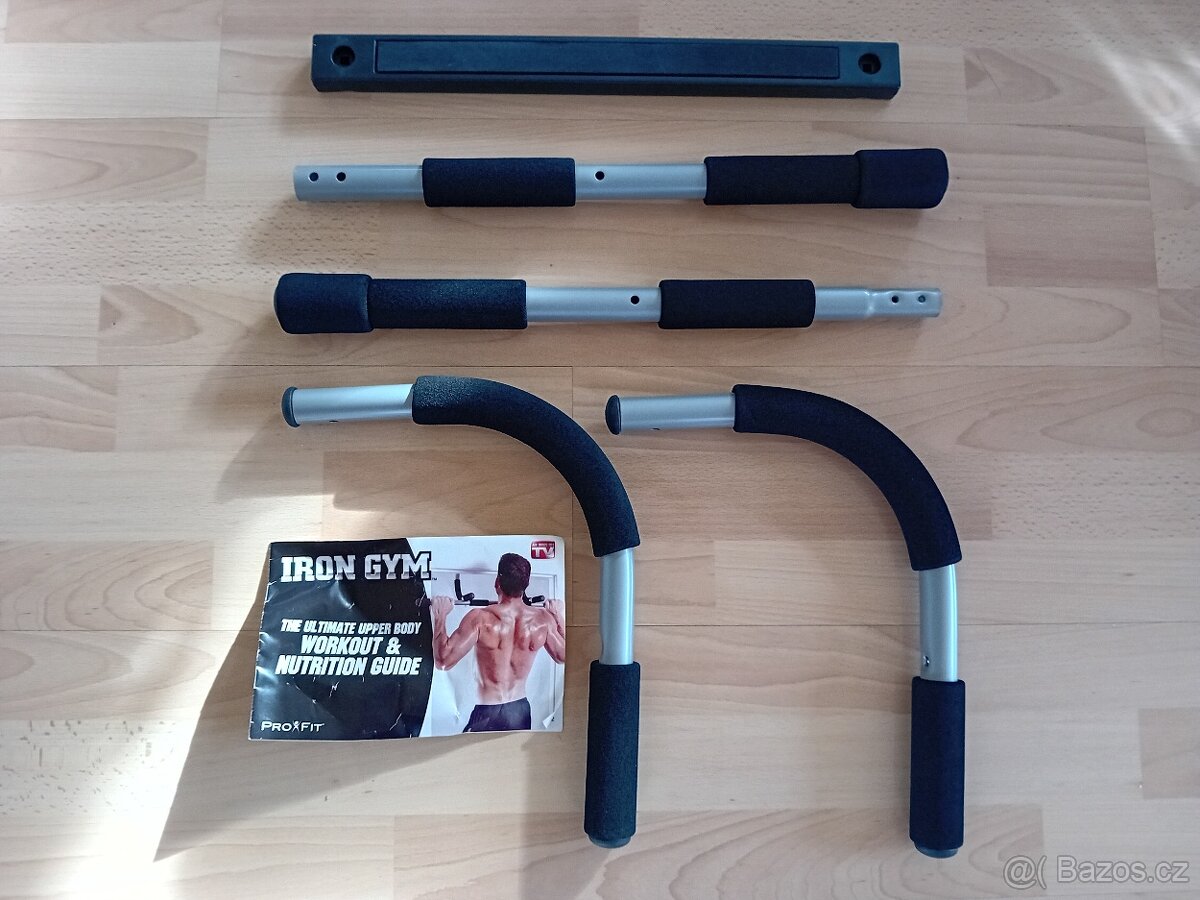 Samovzpěrná závěsná hrazda