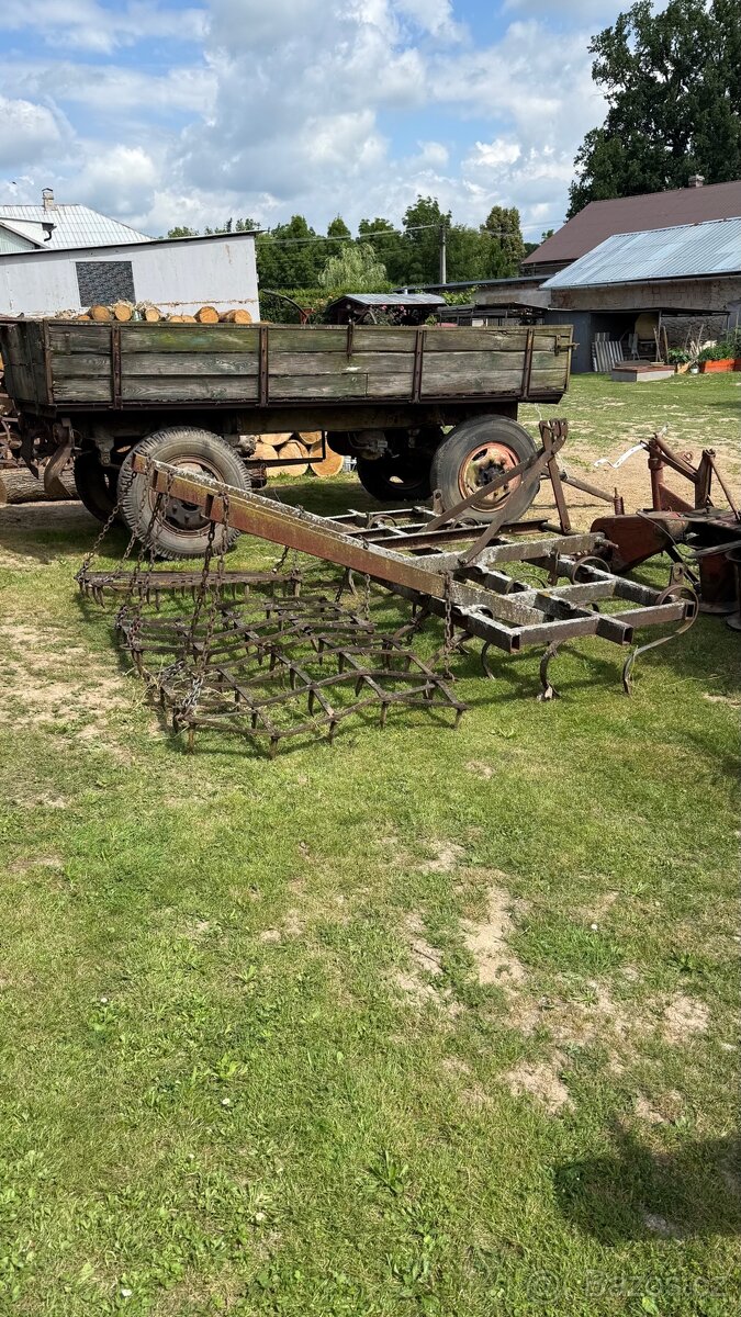 Brány nesené za traktor