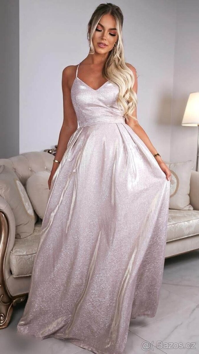 Princeznovské plesové/maturitní šaty