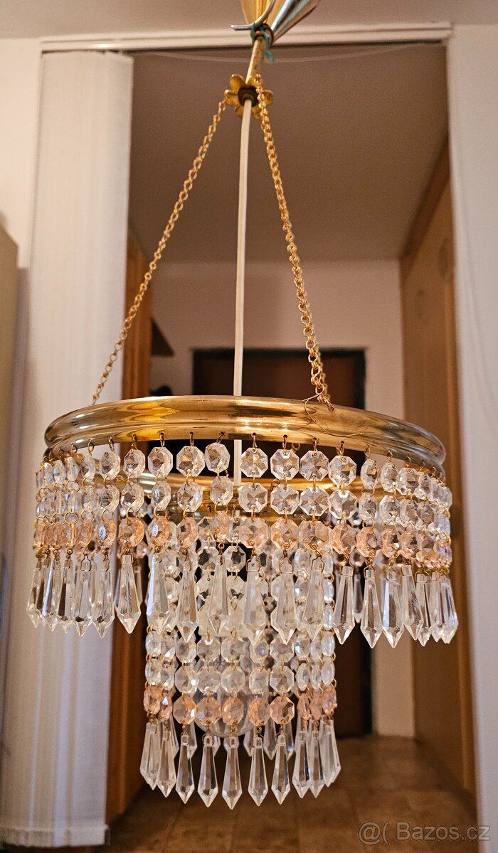 Křišťálový lustr průměr 28 cm