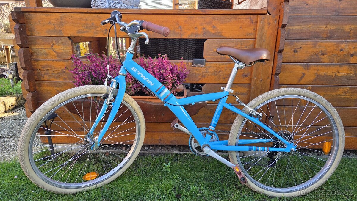 Dětské kolo 24" B-Twin Decathlon 7-12let postava 120-150cm