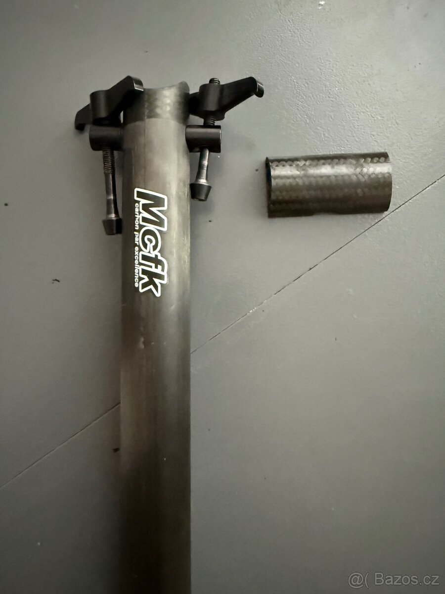 Karbonová sedlovka MCFK