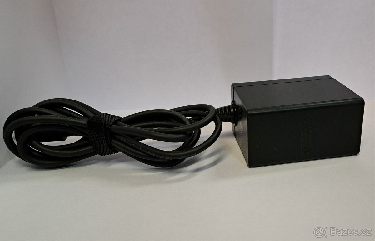 Nabíječka na NINTENDO SWITCH originál