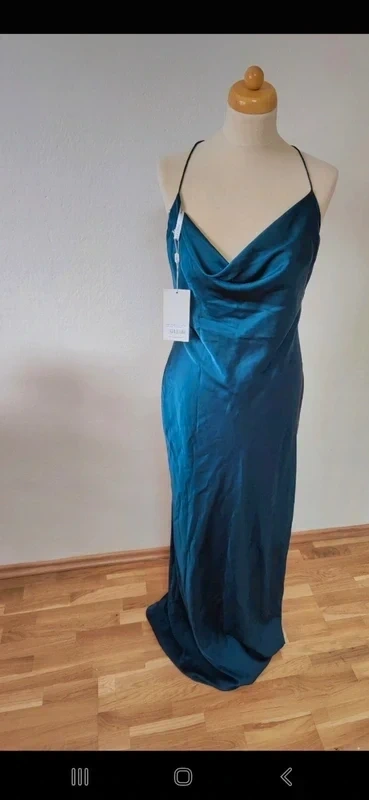 Plesové večerní dlouhé saténové šaty vel L 40