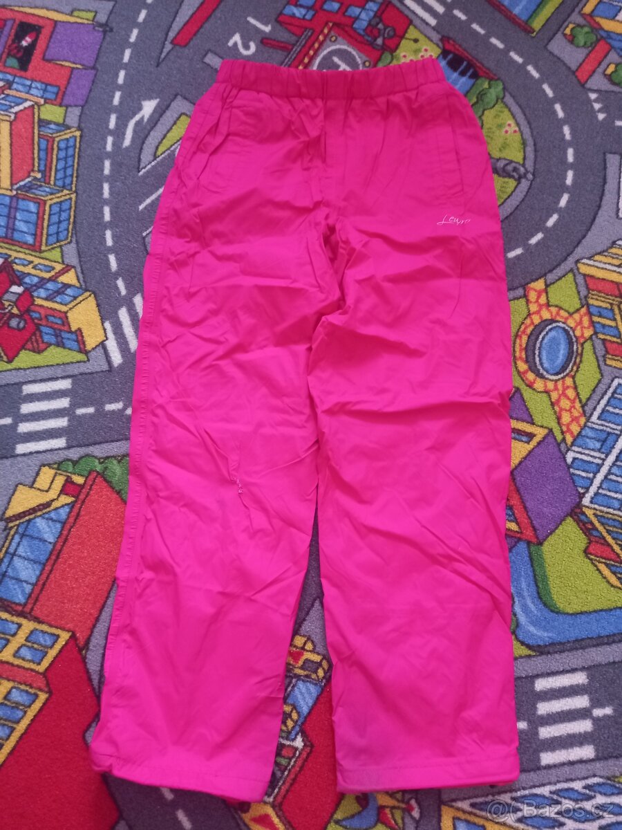 Šusťákové kalhoty Lewro vel. 140/146