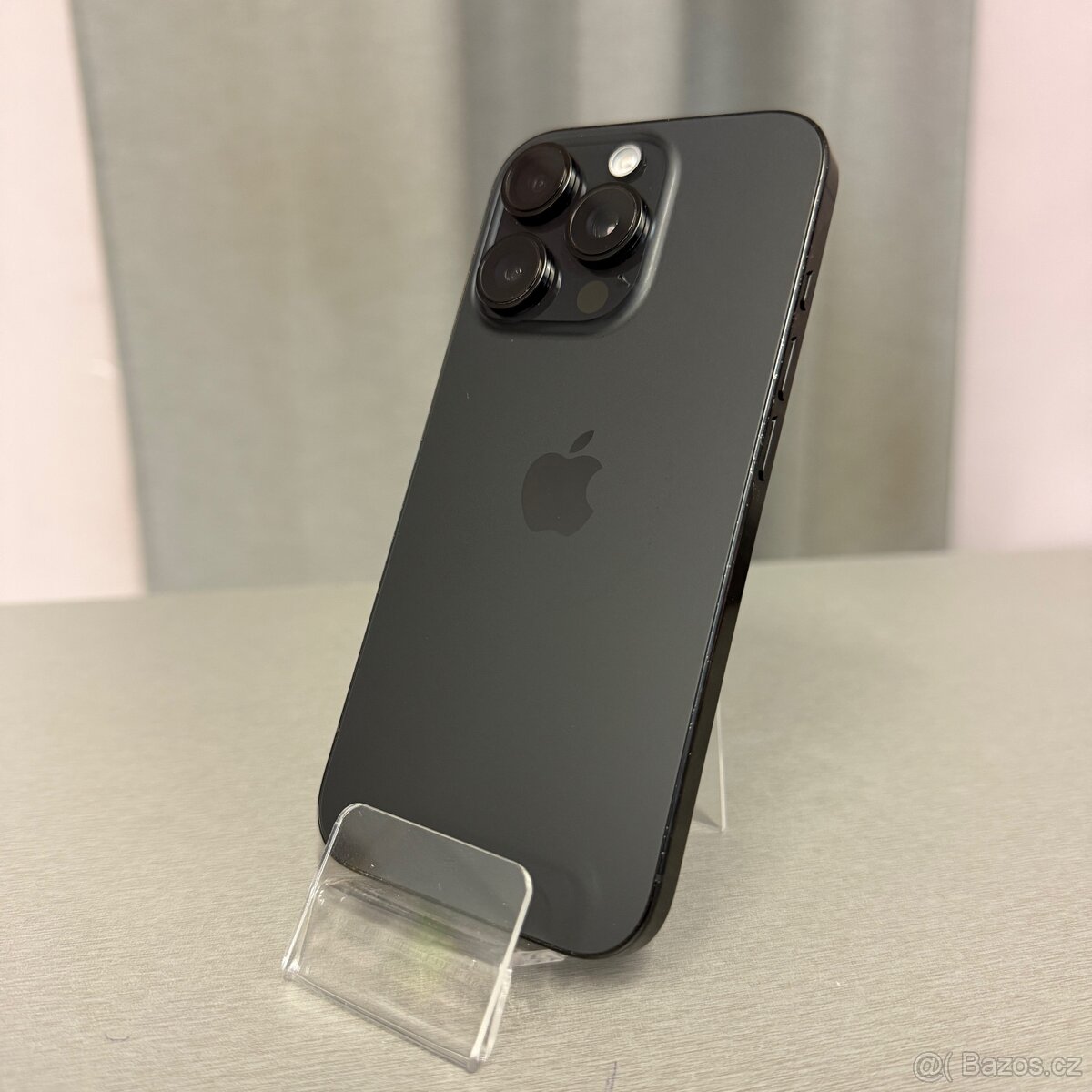 iPhone 16 Pro 256GB černý, 12 měsíců záruka