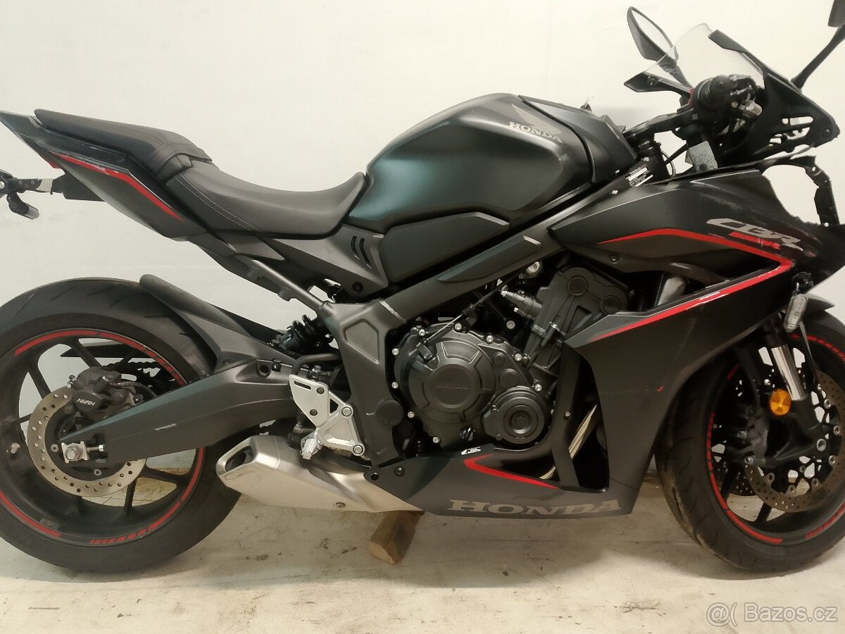 Honda CBR 650 r