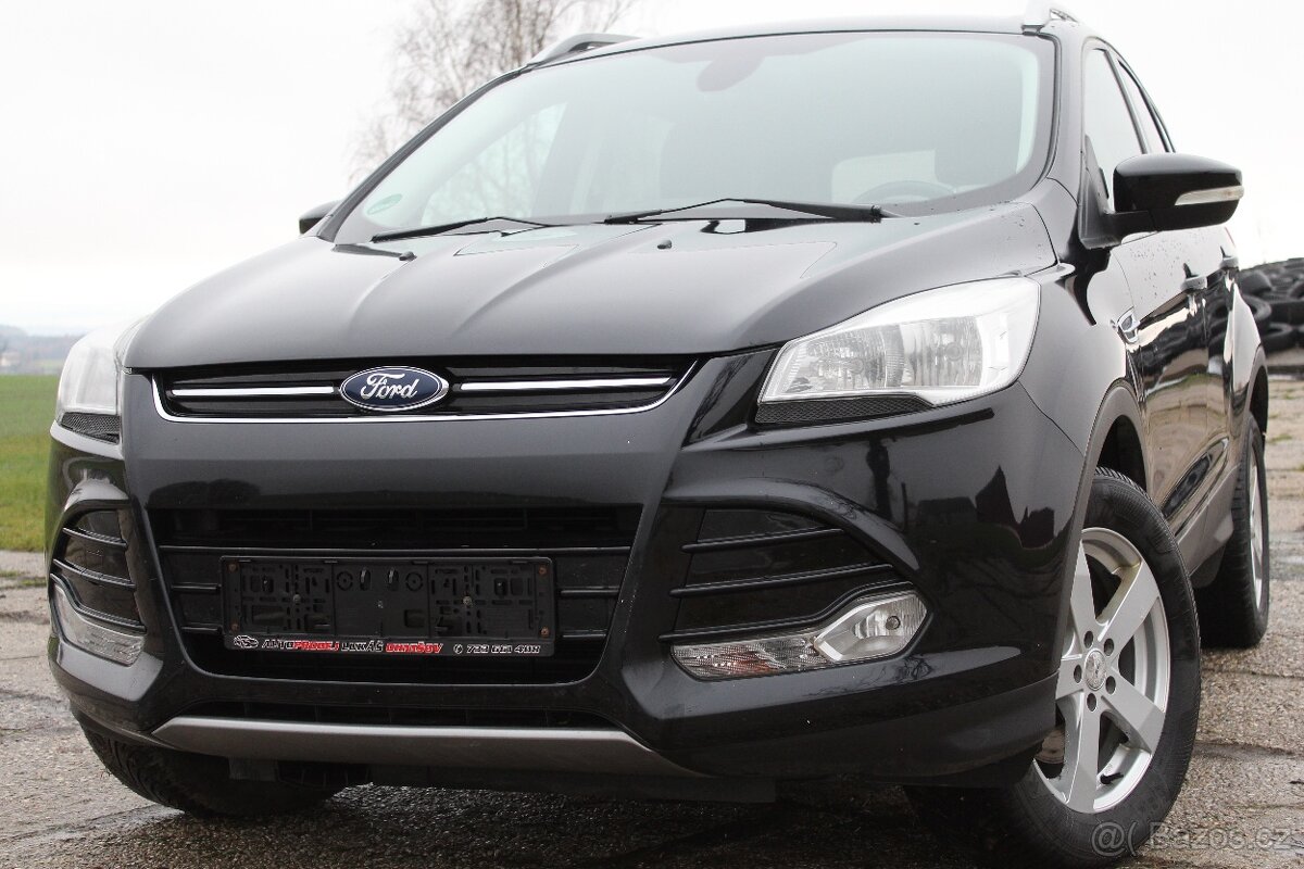 Ford Kuga 2.0 Tdci 103Kw 4x4 121000km servis Ford navigace