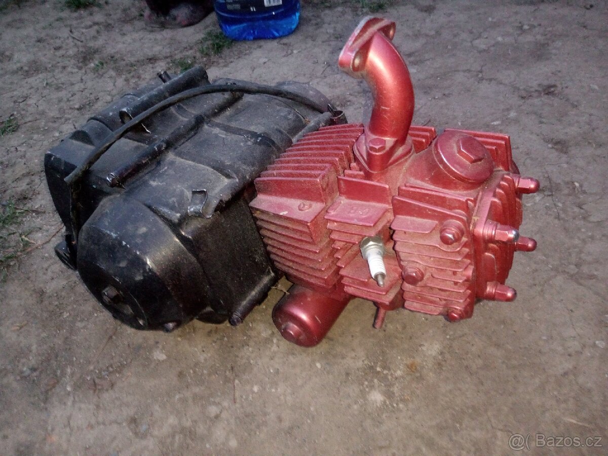 Motory 107 CCM