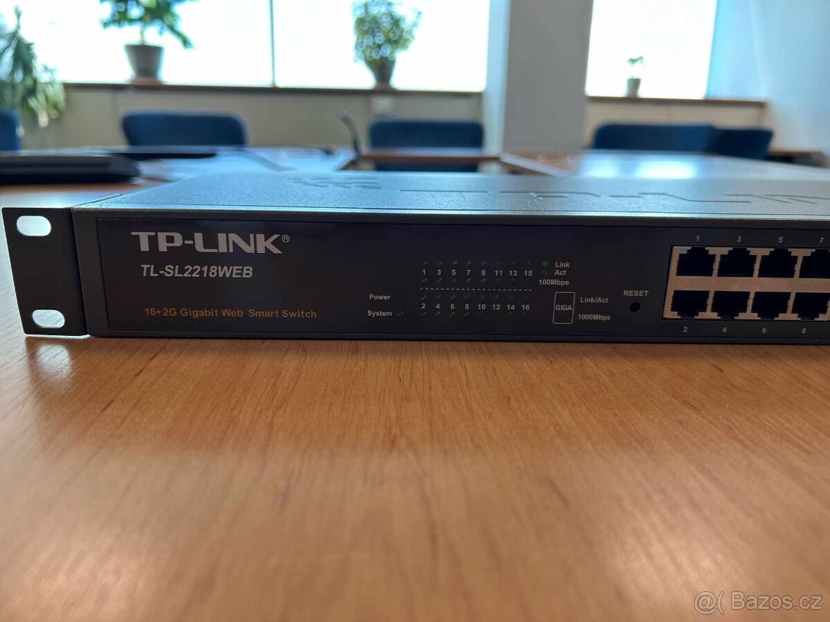 TP-LINK TL-SL2218WEB Switch, 16xLAN, 1xGLAN