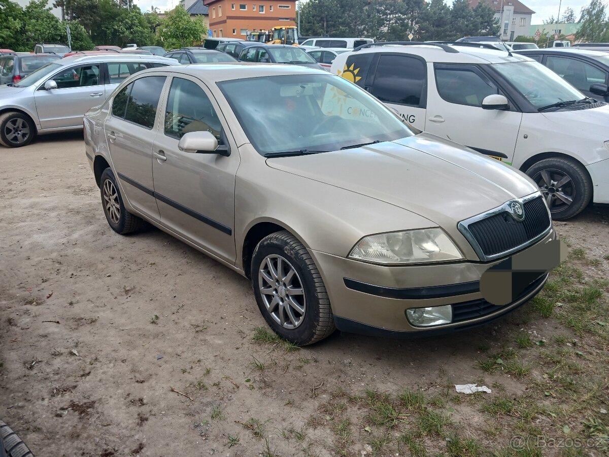Oktavia 2