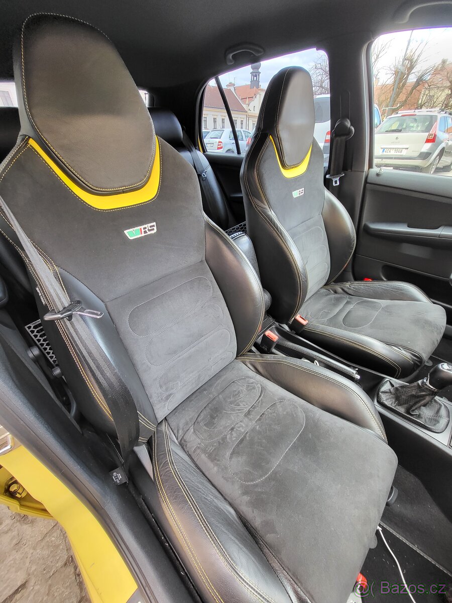 Sporotovni sedacky Octavia 3 Rs 2018