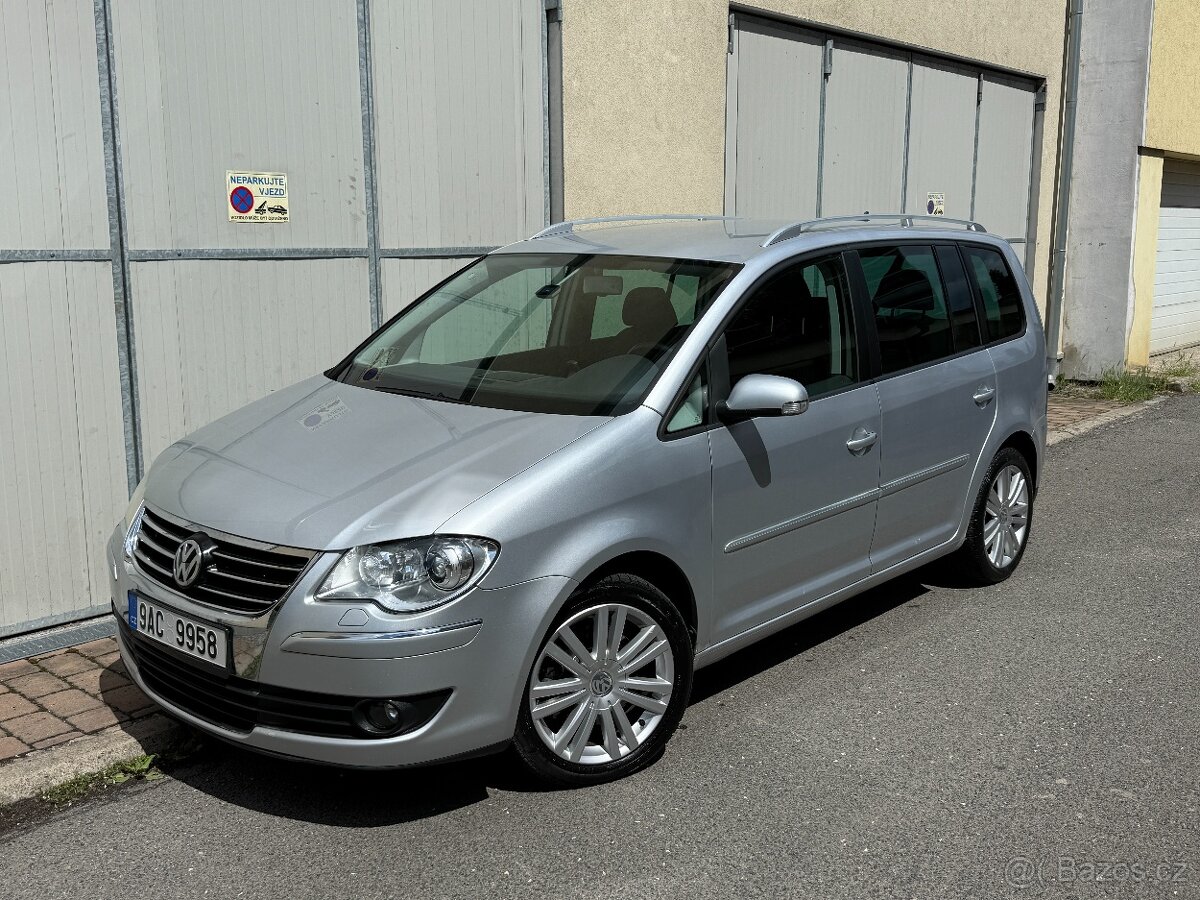 Volkswagen Touran, 2.0TDI, 125kw L+Z pneu
