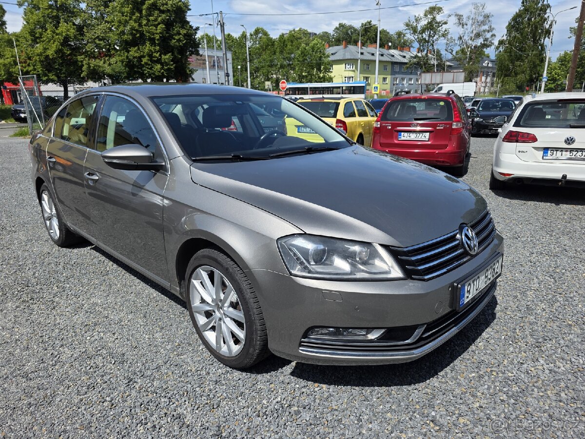 Volkswagen Passat 1.4 TSI DSG 110KW Kuže Tz