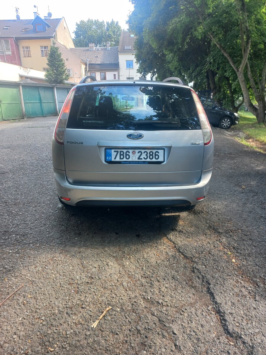 Ford Focus r.v 2011