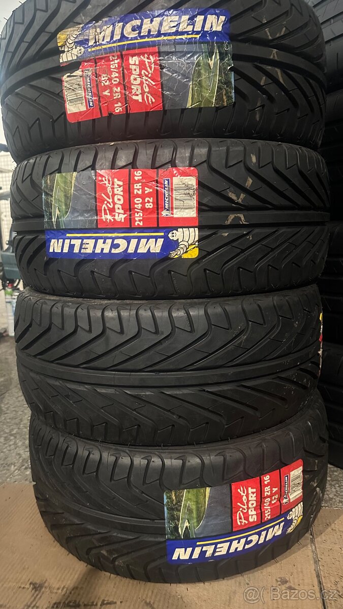 Letní pneu 215/40/16 Michelin Pilot Sport