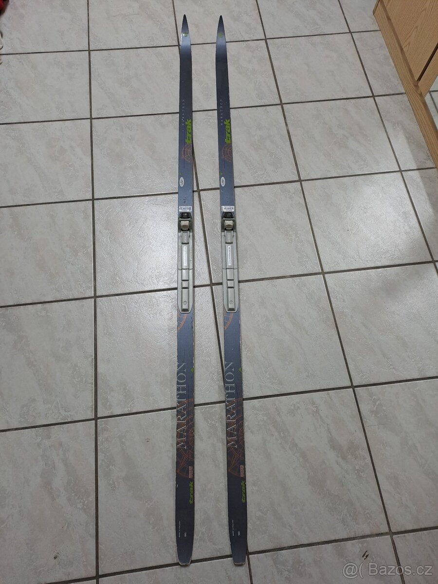 Běžky Trak se šupinami 180 cm