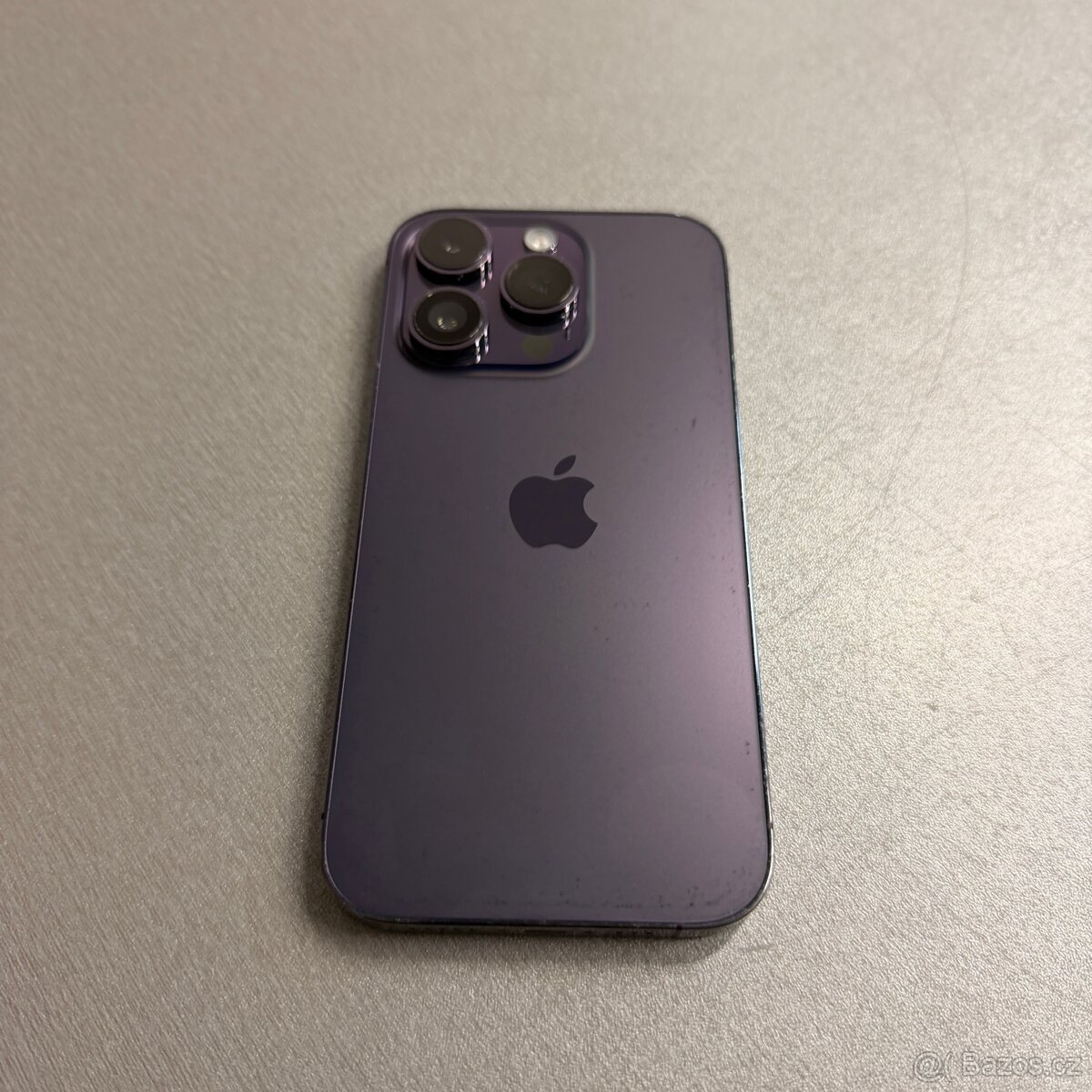 iPhone 14 Pro 256GB deep purple, pěkný stav, rok záruka