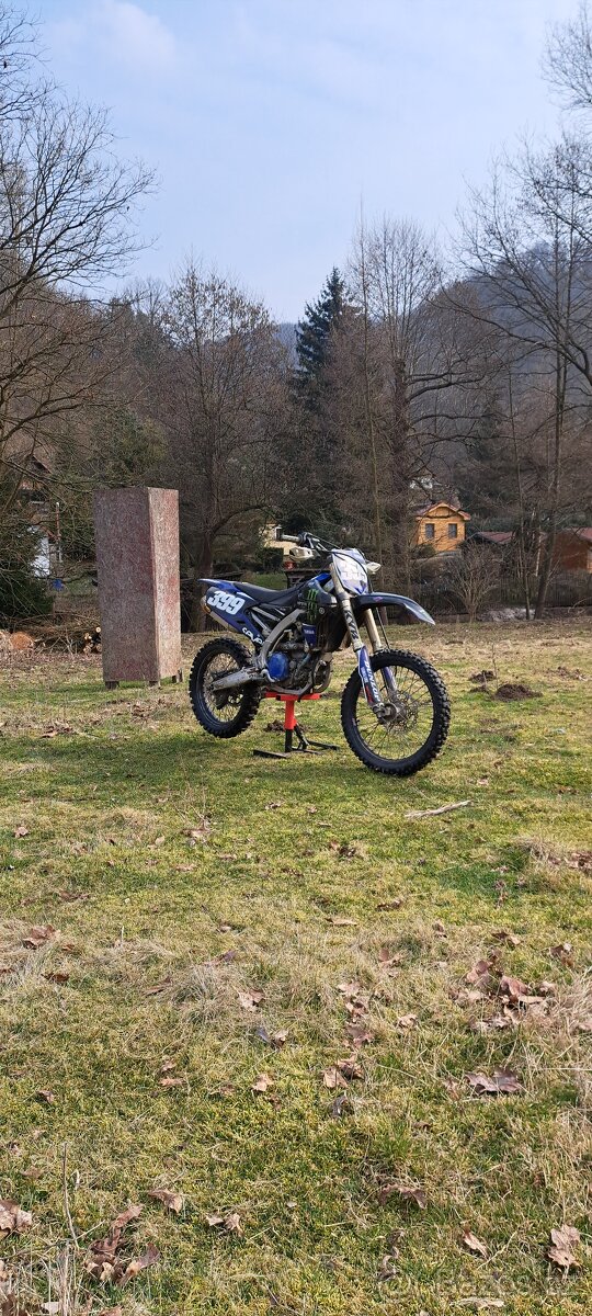 YZ 450