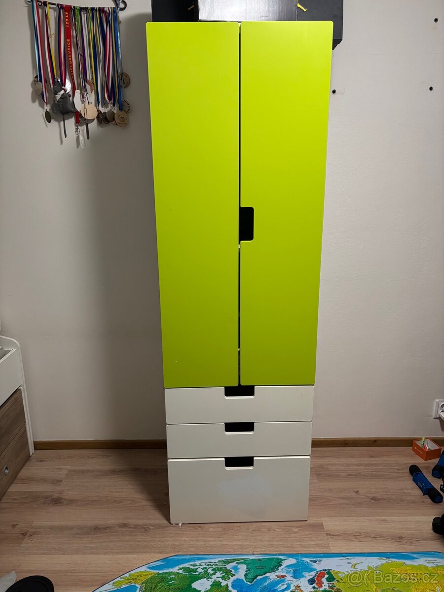 dětská šatní skříň