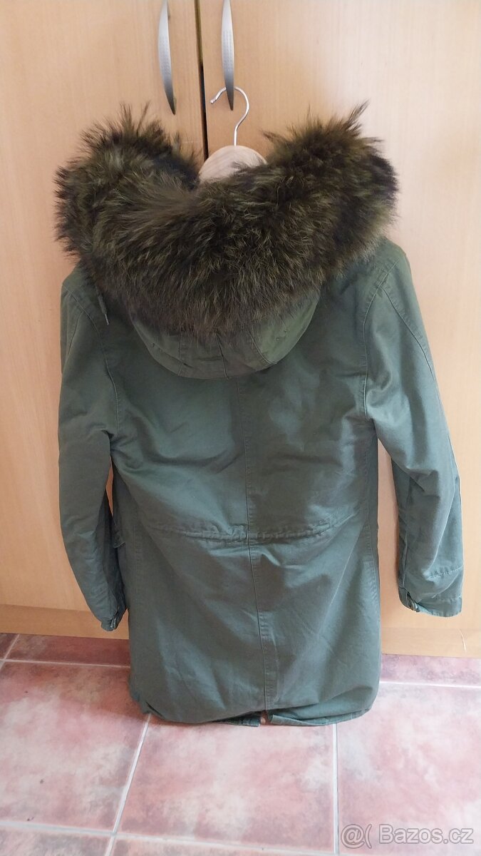 Zimní parka s kožesinou